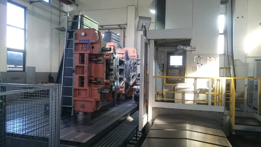 Overhead cranes